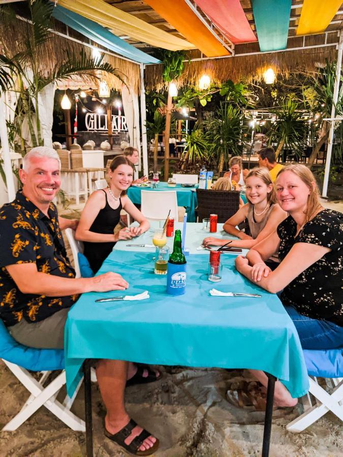 Zipp Bar Restaurant & Bungalows Gili Air Exterior foto